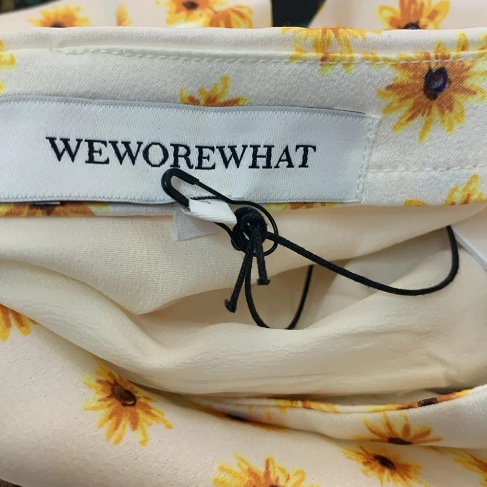 🆑Revolve Yellow White Daisy Slip Skirt Size Small - Picture 6 of 9